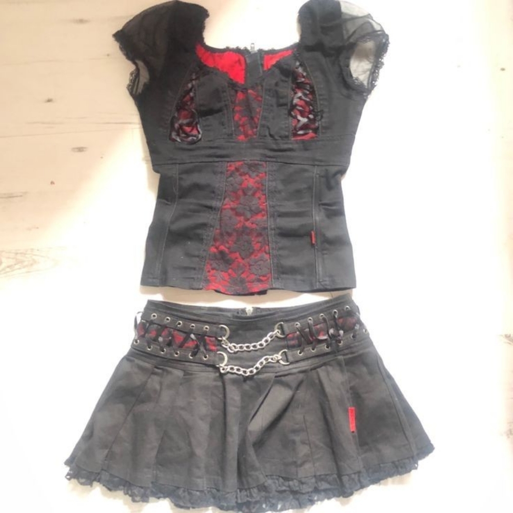 ISO!! - Picture 3 of 6